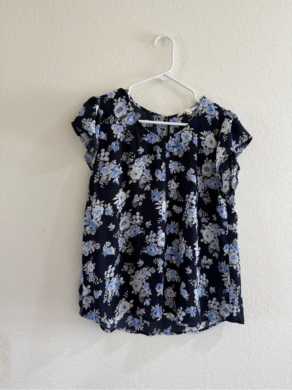 Sweet Wanderer Navy and Light Blue Floral Short Sleeve Blouse